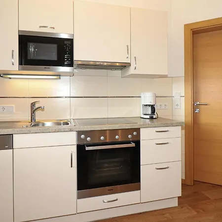 3 Bedroom Awesome In Hollersbach Appartement *